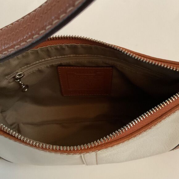 Coach Y2K Hamptons Soho Demi Cream & Brown Leather Baguette Shoulder Bag F11195 - Picture 13 of 14